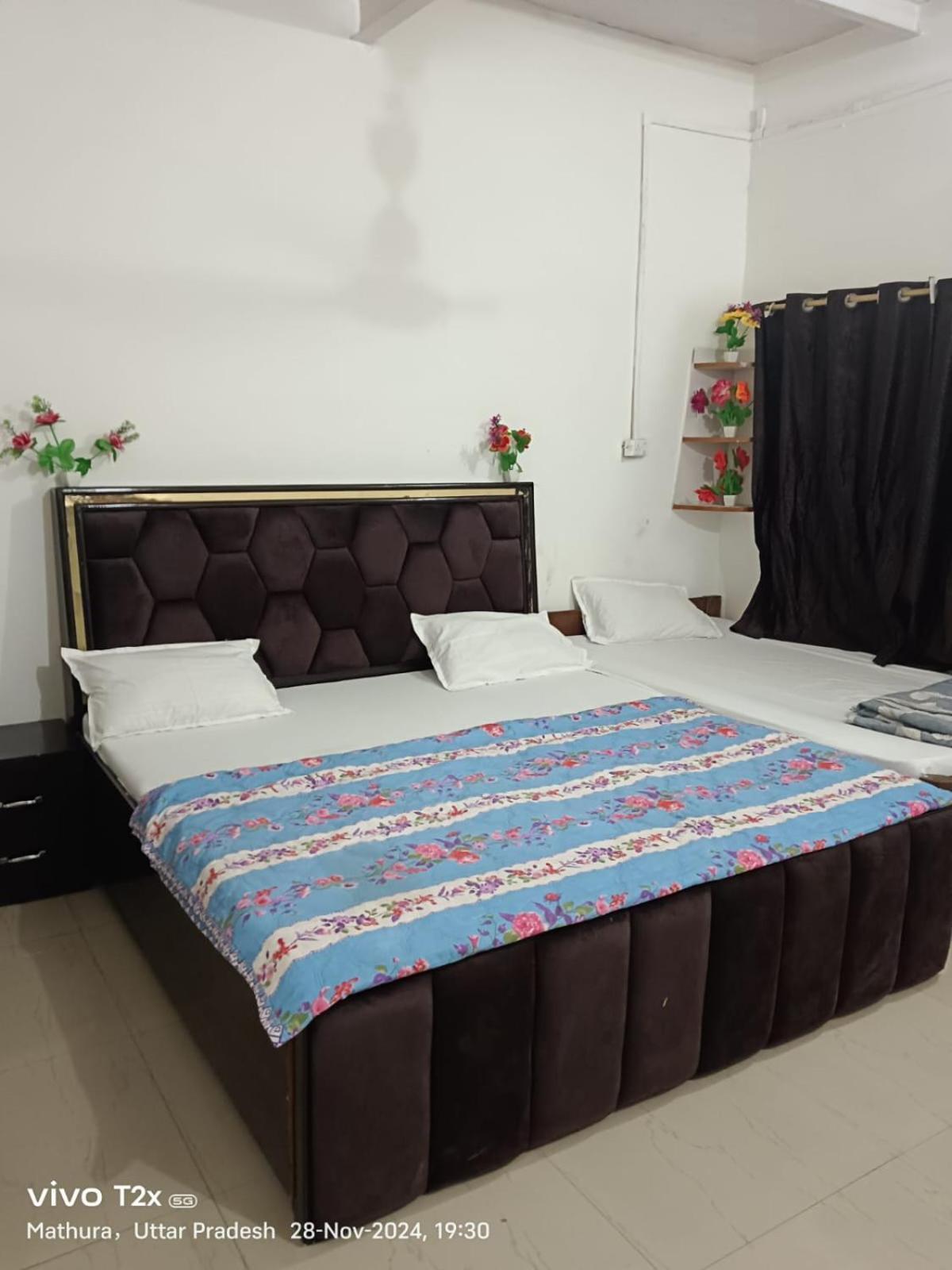 Hari Krishnam Residency Hotel Матура Екстериор снимка